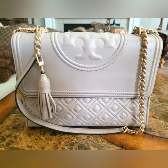 Tory Burch Cream Quilted Bag - Picture 1 of 10